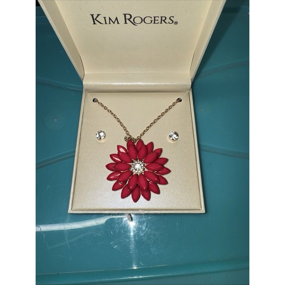 Kim Rogers Necklace And Earrings Set New